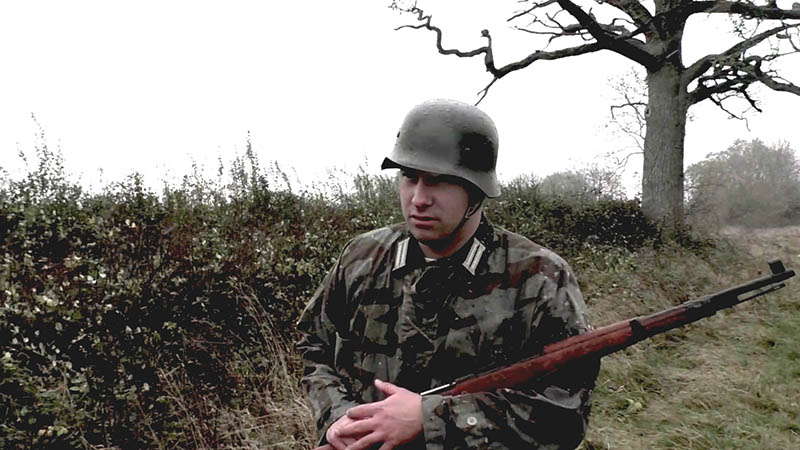 Max as a soldier in screen capture