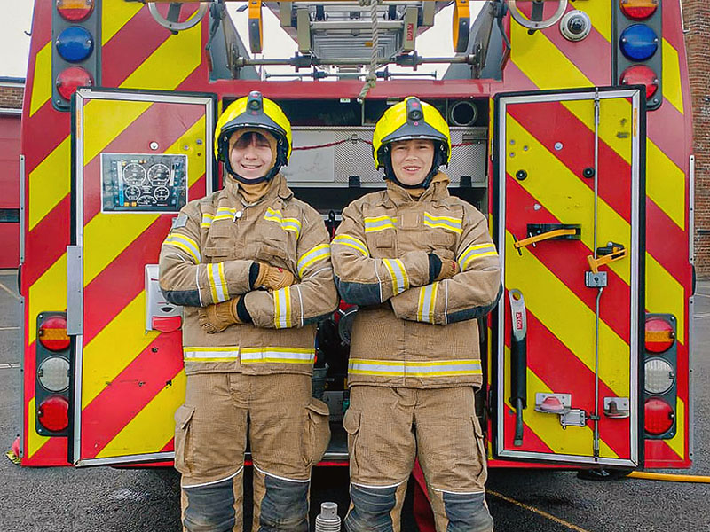 Lewis Stanely-Oakes and Tane Newton-Cook get hands-on with Berkshire Fire and Rescue Service