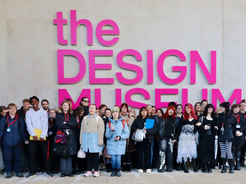 Students outside the Design Museum 