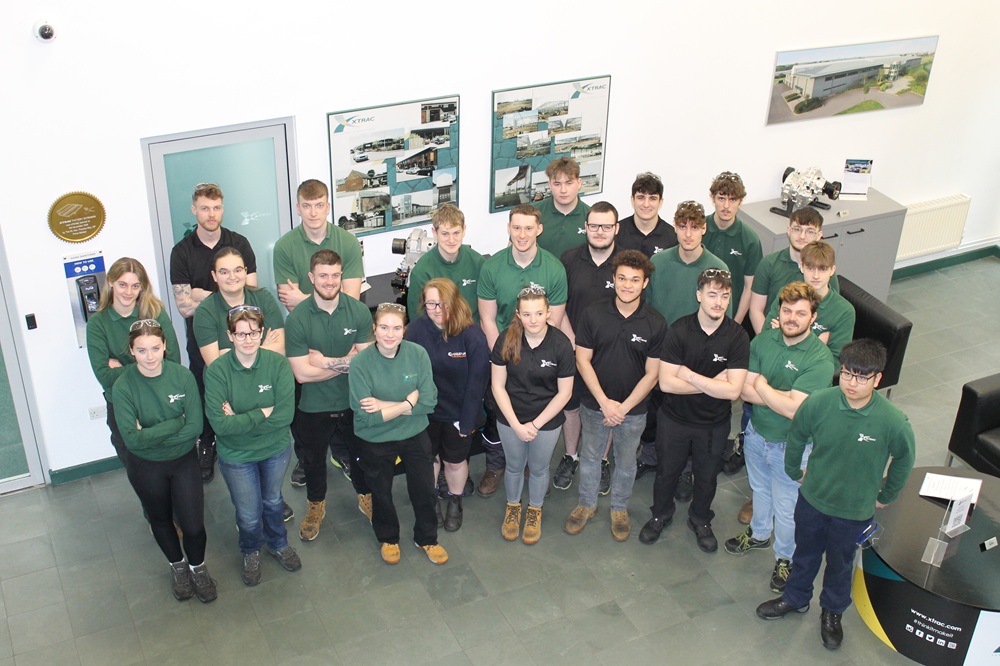 Group Photo of Xtrac apprentices