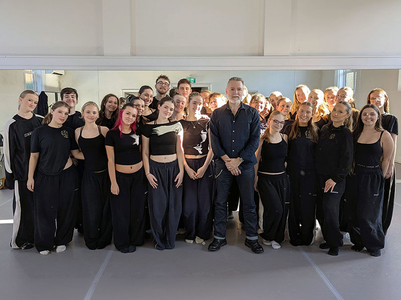 Steve_Balsamo_and_group_800 